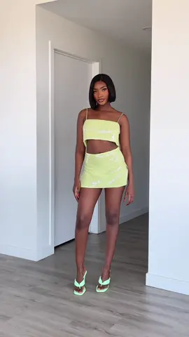 2x feminine and summery looks 🍋🦋🌸            #summeroutiftideas #summerclothes #clothinghaul 