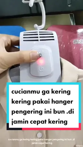 cucianmu ga kering kering pakai hanger pengering ini bun .di jamin cepat kering#hangerportable #hangerpengering #pengeringbaju #bajubasah #jemurbaju #jemuranbaju #bajutidakkering #laundry 