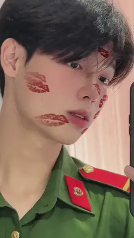 Em làm vợ a nhé🤧