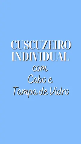 Apresentando nosso mais novo lançamento: Cuscuzeiro com Cabo e Tampa de Vidro! Fabricado em alumínio com revestimento interno e externo de 6 camadas de antiaderente de última geração, esse cuscuzeiro vai transformar suas receitas em verdadeiras obras-primas. 🔥🍳 A distribuição perfeita do calor garante um cozimento uniforme e o resultado é simplesmente delicioso! E a melhor parte? Nada de grude! O antiaderente faz com que a limpeza seja prática e descomplicada. Disponível nas cores vermelha e preta, ele também vai dar um toque de estilo à sua cozinha. Faça do seu preparo uma experiência incrível com o nosso cuscuzeiro - agora disponível para tornar suas refeições ainda mais saborosas e divertidas! . . . . . 🔴 Baixe já GRATUITAMENTE nosso ebook com + de 60 receitas! Link na bio . . . . . #comidadeverdade #cozinharcomamor #culinariacaseira #comidacaseira #cozinhapratica #comidaboa #cuscuzeiro #cozinha #comida #design #cuscuz 
