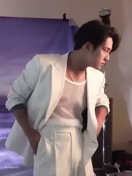Mingyu looking so hawt in those outfit 🥵 #mingyu #seventeen #seventeen17_official #carats #fyp #fypシ #foryou 