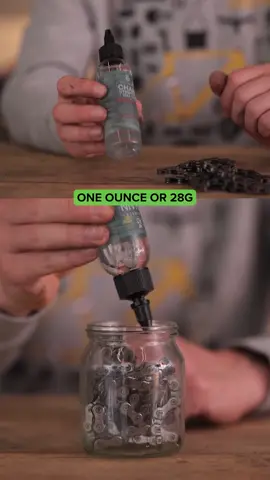 Efficient Chain Cleaning ⛓ Ollie shows us how to clean your chain in a jar 🫙 The Most Efficient Way To Deep Clean Your Bike Chain 🎥 #gcn  #cycling  #GCNShorts