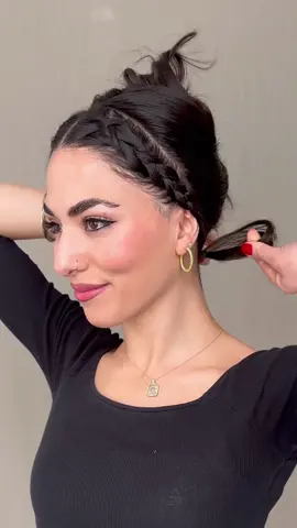 Easy Cute Hairstyle 🖤✨ #hairideas #hairtrends #braidedhair #hairstyletutorial #hairinspo #hairtok2023 #summerhair 