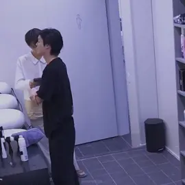 their promise to each other in the iland bathroom.. both of you now did it! so proud of you boys 🥹 can't wait for another brothership interaction 🥹 #K #jay #andteam #enhypen #Jayk #iland #fypシ #4u #CapCut 