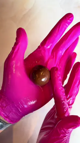 Qual nome você daria pra esse brigadeiro? Se você quer dominar o ponto do brigadeiro e ter sabores incríveis em seu cardápio, dia 05 de julho abrem as inscrições do BSF 2.0, aprenda isso é muito mais no curso de brigadeiro mais descomplicado do Brasil, clique no link da bio e faça sua pré-inscrição 🤩