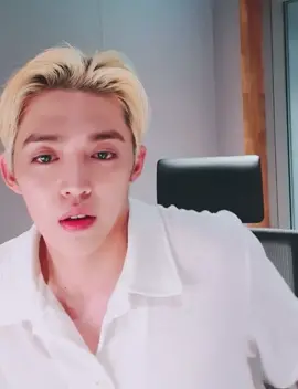 smiling like a fool huhu ang gwapo cheolito #seventeen #scoups #live #fyp 