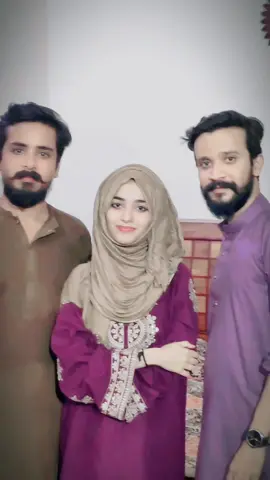 O Veer Mere ♥️✨😍#eidmubarak #eidkikhushiyan #weeklytrends #barieid #hijabigirl #viralvideo #laibafatima38 #trending #foryou #viral #crew07 #bakraeid #brothersister 
