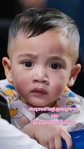 😇😇lg enak bengong ehh,, adaaa aja😏😅#rayyanzamalikahmad #cipung 