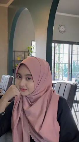 #fotocewekhijab #cewekidaman #jjcewekhijab #CapCutIndonesia #jjcwekcantik #CapCut 