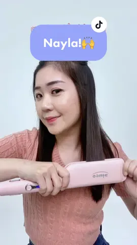 Nayla memang paling bisa diandelin soal lurusin rambut!! Valid no debat!!💜✨ Yuk checkout produknya di keranjang kuning!!👉👈🐱🐱 Pemesanan bisa COD dan ga bayar ongkir sama sekali Iho, jangan lupa juga nonton live kita setiap hari #aiueo #aiueobeauty #aiueoindonesia #aiueoproducts #bimbinganbelanjaaiueo #catokanrambut #catokanviral #catokan #tiktokshopdoubledaydoublejoy #happyvibes #lovelife #tutorial