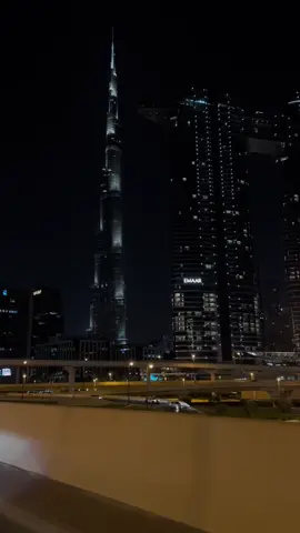 #fyp #fypシ゚viral #explore #foryou #foryoupage #dubai #viral #emarati #دبي #night #skyline #الامارات #دبي_الامارات #view #دبي_مول_برج_خليفه #fypシ 