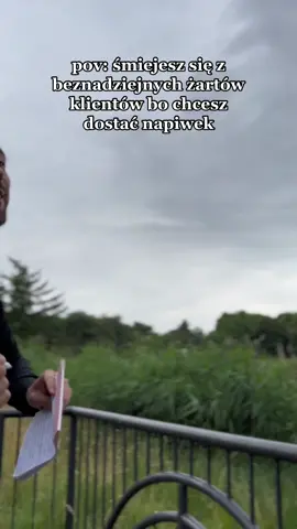 ta koncowka 😆 kto z Was pracowal w gastro i choc raz tak zrobil? 👀 dolacz do nas na i g tam zawsze filmiki sa wczesniej 🤎