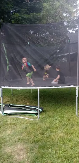 they love there new trampoline ❤️ #kisses #views #🤞🤞🤞💯💯💯 #fun #fypシ #myworld🌍 #myboys💙 #boymomlife #trampoline #mybabysforever😍 