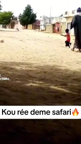 Boule kéne rée😂#tiktok #senegalaise_tik_tok #fypシ #fyp #comedien #pourtoi #abonnetoi❤️❤️🙏 #tiktoksenegal221 #😂😂😂  @Sénégal221 🇸🇳officiel 