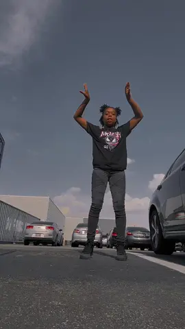 Its Tge Bucking For Me 🥴😘 🕊🌹🦋#dance #dancechallenge #dancer #dancevideo #tiktok #tiktokdance #dancersofinstagram #tiktokvideo #fyp #fypシ #fypage #trending #trendingnow #trend #trendingaudio #explore #explorepage #exploremore #worldofdance #viral #viralvideos #viralreels #converse #bucking #venomshirt #fypシ 