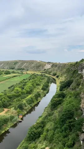 Numi pot lua ochii la cât de frumoasă e Moldova mea❤️ #moldova🇲🇩 #moldovamea #natura #moldovastyle #orheiulvechi #foryou #fyp #recommendations #рекомендации 