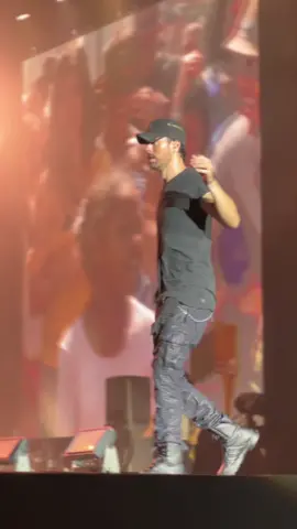 #enriqueiglesias #enrique #iglesias #romania #festival #fyp #bailando #intencitycraiova #foryou #concert @Enrique Iglesias 