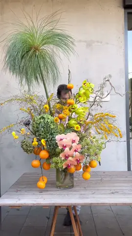 Thicc Stems Are My Love Language 🌸 #tropical #oranges #floral #floristry #bouquettutorial #LearnOnTikTok #fyp #fyppppppppppppppppppppppp #floralchallenge #competition #dancechallenge #moneytrees #florist 