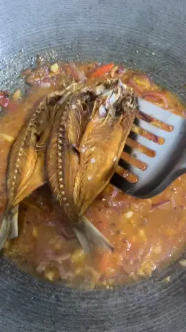 Sarsang Bulad 😋 #sarsa #bulad #toyo #driedfish #savory #viralvideo #gaicooks 