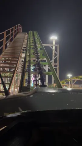 ماكو بس بت اخويه صعدت بسكت الموت وختمة القران كله😂😂😂#كسبلور_تيك_توك #كربلاء_شارع_السناتر 