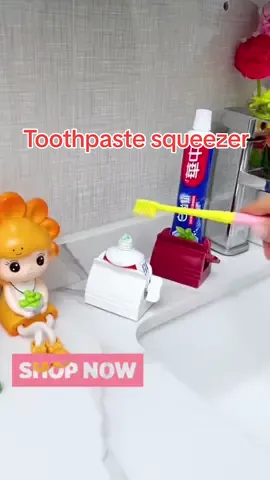 Rolling Tube Toothpaste Squeezer #fyp #foryou #fypシ゚viral #foryoupage #toothpastesqueezer #toothpastesqueezertube #toothpastedispenser #toothpasteholder #tiktok #tiktokshop 