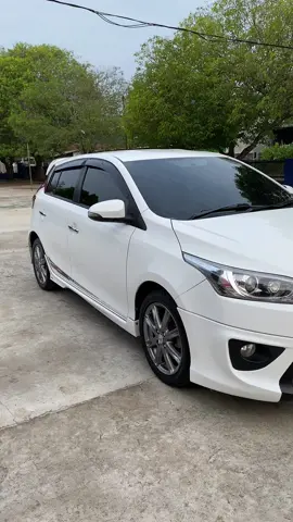 Idaman Janda Pirang Ready!!! 😍 TOYOTA YRIS TRD S MATIC 2015 ✅ . #fyp #vi #mobilbekas #mobilbekasberkualitas #yaris #yaristrd #yarismodifikasi 