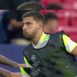 RUBEN DIAS Derbiga Dembe Ee Man City  #reamadrid❤💋😡 #foryoupage #liverpool❤️‍🔥❤️ #bayernmunich❤️🤍💙 #barcelona💙❤️⚽🔥 #reamadrid🔴🔴 #eidmubarak2023 #viral #foryou #foryoupage #manchestercity👑 