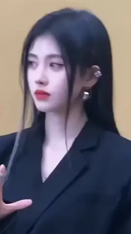 talent girl 😎 #fyp #jujingyi #views #like #kiku18694 #foryou #tiktok #jujingyi_tth 