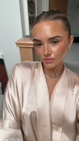 Got lip filler for the first tiime and vlogged it :)