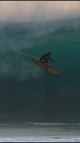 Justin Quintal caught this insane wave at pipeline last winter. Best wave all year? What do you think? #fyp #foryou #waves #surf #surfing #ocean #beach #firing #swell #surftok #hawaii #waveofthewinter #pipeline 