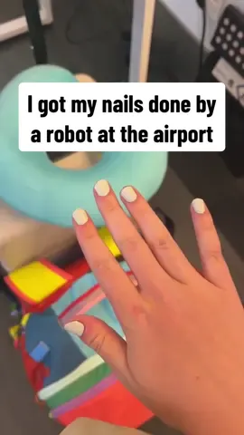 Airport layovers would be less boring if they all had this 🎥 coldlittletoes #nailtok #robot #manicure #airport #airportlayover 