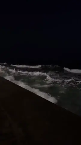 وقلبي إلي تقول إنه على مله#قصايد_شعر_خواطر #هشتاقات #اكسبلوررررر #الرياض #