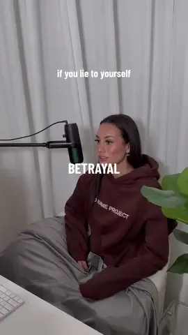 I missed me on spotify 🎙️📺🖤 #closure #breakup #breakups #breakuptiktok #breakupadvice #breakupclosure #breakups #breakuptok #heartbreak #LifeAdvice #imissedmepodcast 