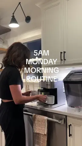 Haply Monday!!! I love days like today🥹feeling so thankful for you all!!! #morningroutine #5ammorningroutine #5ammorningvlog #motherhoodlifestyle #momlifebelike #MomsofTikTok #motherhoodunplugged #motherhoodunfiltered #mondaymorning 