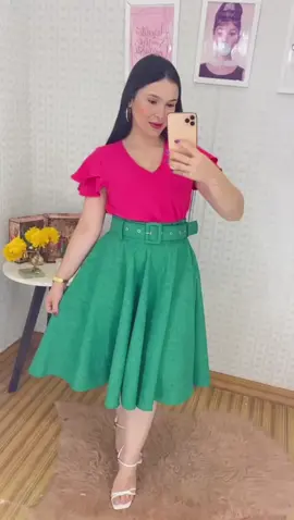 Saia Godê duplo. Lindas cores disponível nos tamanhos P M G. Tecido linho ja acompanha o cinto. #modafeminina #modacristã #modacrista #modamodesta #atacadoderoupa 