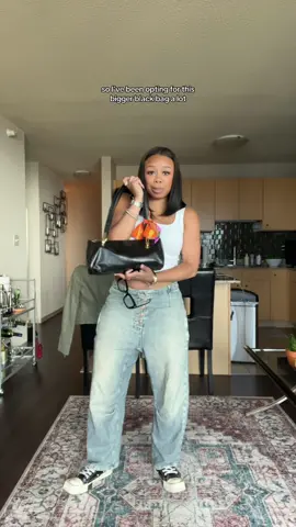 if you cant repeat your outfits, your closet is not solid enough!  #OOTD #summeruniform #plateswithp #whatimwearing #mezcalandmarni 