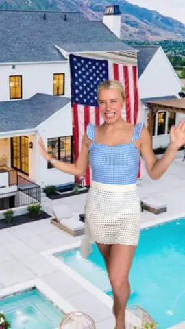 Grateful for America, family, and caffeine 🥰🥤#utahmom #utahmoms #4thofjuly 