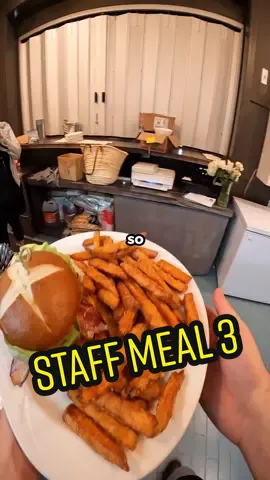 Crispy Chicken Sandwich for Tosha! 😊 #cooking #viralvideo #monctonnewbrunswick #dayinthelife #linecook #chefthomson #fyp #fy #Vlog #canadian #moncton #satisfying #cheflife #asmr #resturant #monctonnb #food #foodtiktok #pov #gopro 