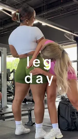 let's hit legs bestie 💚 @Kelli with the preworkout booty slaps 🫶🏽 🌱barbell rdls - 4 sets, 8-10 reps. 🌱hack squats - 4 sets, 12 reps. 🌱glute med kickbacks - 3 sets, 10 reps each leg. 🌱cable pull through - 3 sets, 12 reps. 🌱kb swings - 3 sets, 15 reps.  crop top: @LiCi Fit  shorts: @INAKA POWER stella shorts  #workout #legday #alphaland 