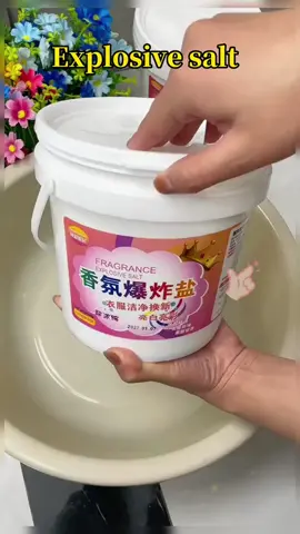People who like to wear white clothes must try this,explosive salt,strong decontamination ability
