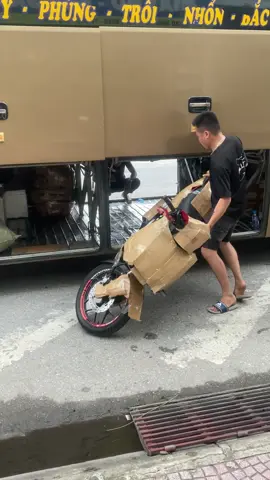 Quy trình ship xe bọc cẩn thận gửi đến nơi cho ae nhé #winner150 #winnerX #xedepmoingay #150 #shipxechokhach #xemaymanhmai #fyp #xuhuongg #lenxuhuong_tiktok 