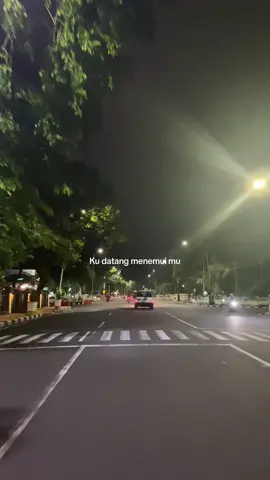 Bila ku disampingmu peluk tubuhku🥀  #TikTokImpact #fyppppppppppppppppppppppp #storytime #sondviraltiktok #sadstory #fypdongggggggg #katakatasedihkecewa #lirik #laguindonesia #kataktaesthetic #katakatamutiara #sadvibes🥀 #TikTokPromote #vidioestestic #sad #viralvideo #katakataestetik #