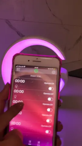 Link na bio 💜 #carregadorsemfio #carregadorporinducao #unboxing #tocamusica #luminariasdecorativas 