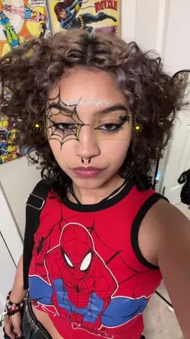 I already knew that it would be my eyes hehe 🤭  #fypシ゚viral🖤tiktok☆♡ #spiderman #fypシ #fypシ゚viral🖤tiktok #graphiceyeliner #graphicliner #spiderverse #Eyeliner #999 #aries 