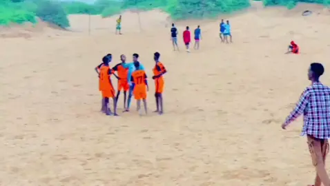 sida macalin magac weyn lahoo #khabylame #muqdisho #foryoupage fallow igu cimamada🙏  team alnasiib ⚽️