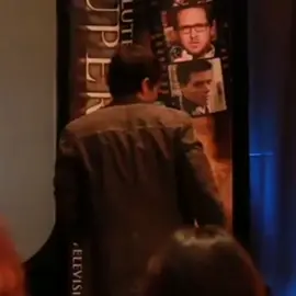 Przelotny klaps ale wystarczył 😂 #cockles#jensenackles#mishacollins#jensenandmisha#mishaandjensen#jenmish#mishjen#lovers#misha#collins#mishadmitritippenskrushnic#jensen#ackles#jensenrossackles 