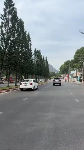 Ra phố hôm nay thấy buồn lên mắt...💜💜💜💜💜 #xuhurong2023 #nhachaymoingay   #nhactrutinh 