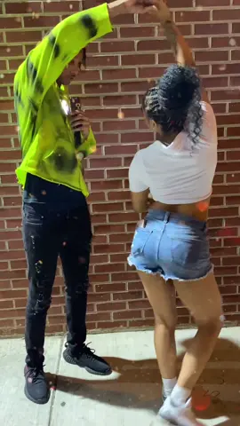 The best way to approach females?#viral #fyp #allovertheworld #foryoupage #philly #foryou #youtuber #publicinterview 