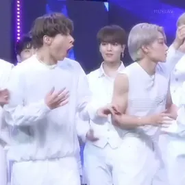 0 digitals and a dream 🥲 the way seonghwa run to hug hongjoong, yeosang crying behind wooyoung, mingi jumps out of happiness, and oneus genuinely happy for their 1st win 🥹❤️‍🩹  #ateez #ateezedit #ateez_official #atiny #kpop #fyp 
