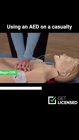 How to use an AED on a casualty #security #firstaid #getlicensed 